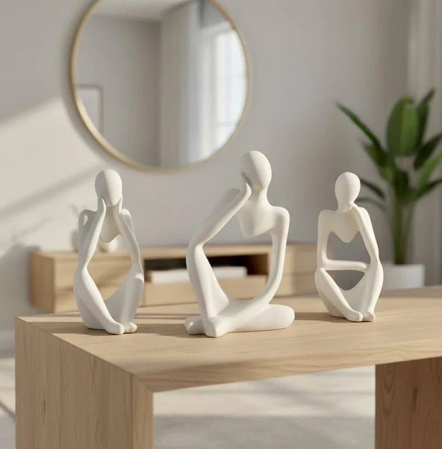 Figures/Showpieces